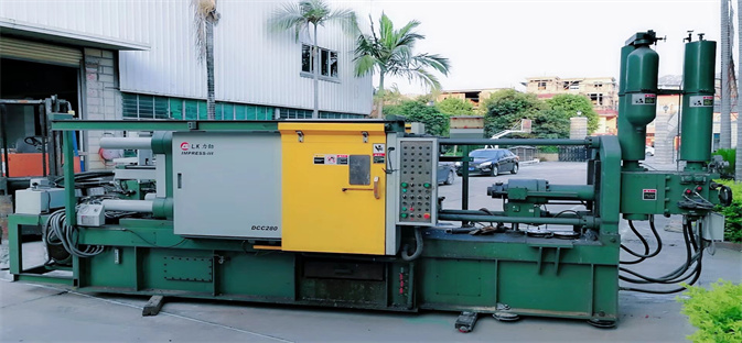 Who is the manufacturer of HPDC?