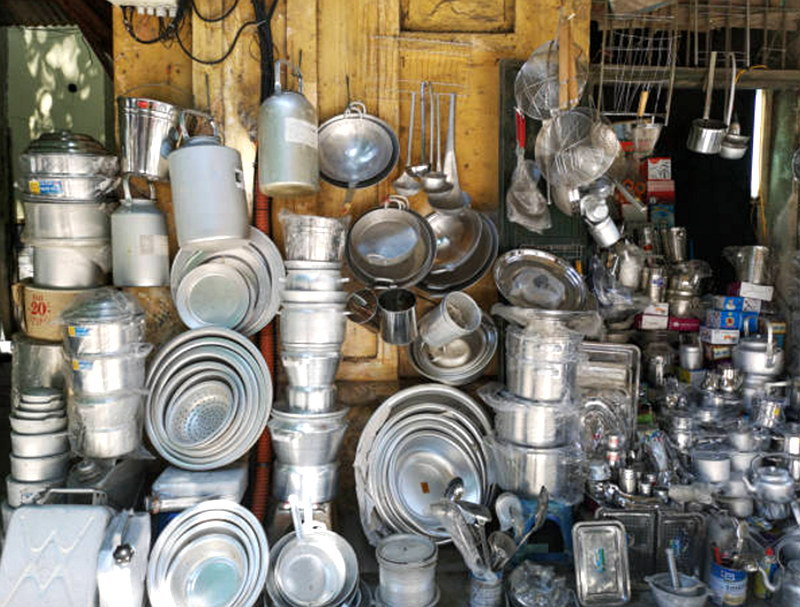 aluminum die-cast pots.jpg